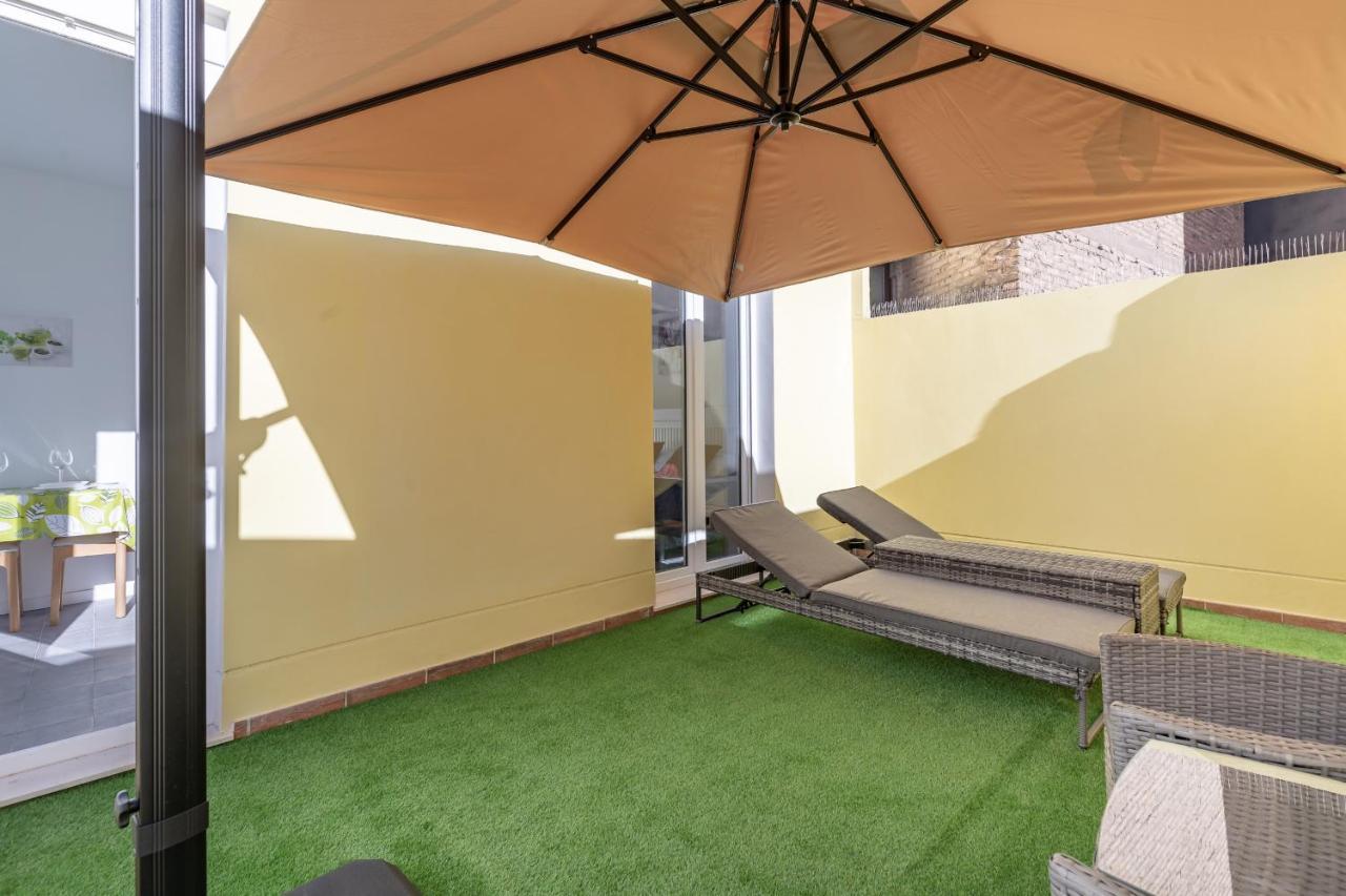 Gorgeous Apt With A Large Private Terrace Valencia Bagian luar foto
