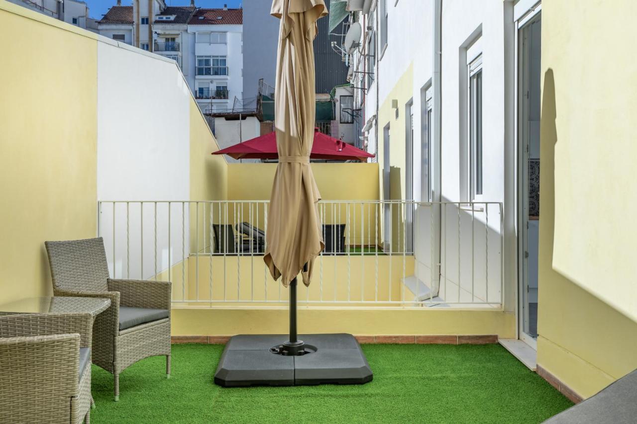 Gorgeous Apt With A Large Private Terrace Valencia Bagian luar foto