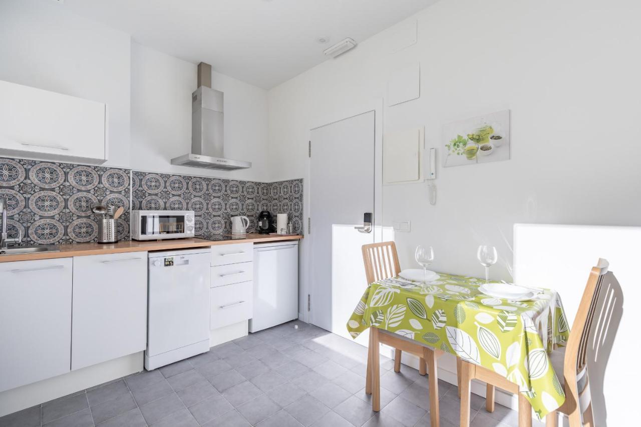 Gorgeous Apt With A Large Private Terrace Valencia Bagian luar foto