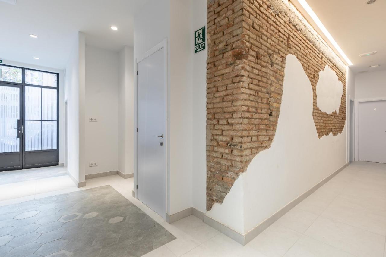 Gorgeous Apt With A Large Private Terrace Valencia Bagian luar foto